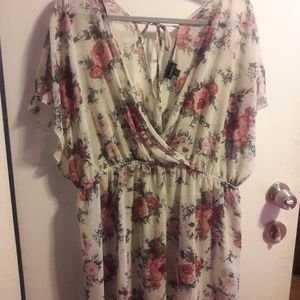 Beautiful torrid top